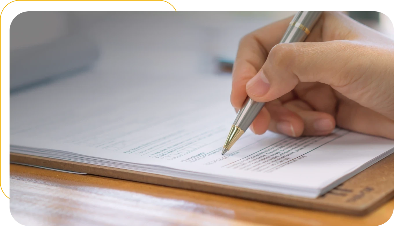 REVIS&Atilde;O T&Eacute;CNICA DE <br /><strong>contratos vigentes</strong>